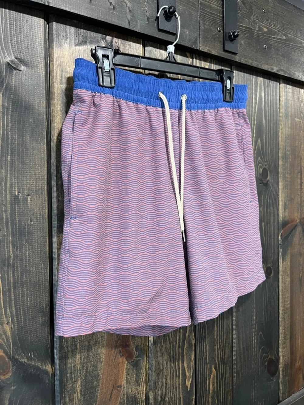 Fair‎ Harbor The Bayberry Trunk S Red Waves Swim Lined Shorts Drawstring Beach